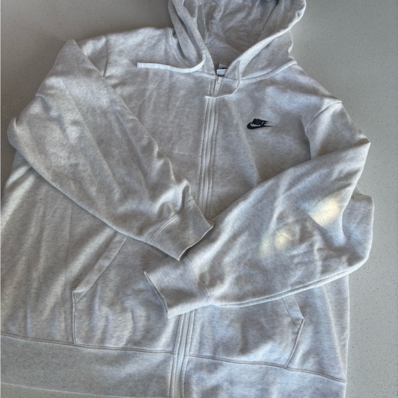 Nike plus size Hoodie - Picture 3 of 5